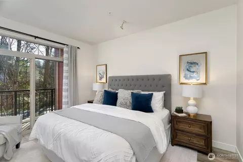 Bedroom - 15730 116th Ave NE #107, Bothell, WA 98011 photo 3 of 5