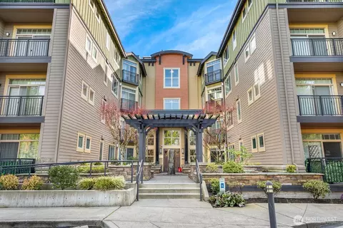 15730 116th Ave NE #107, Bothell, WA 98011
