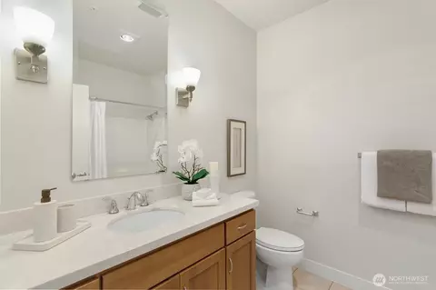 Bath - 15730 116th Ave NE #107, Bothell, WA 98011 photo 1 of 3