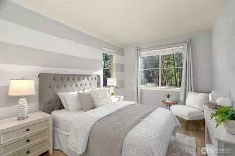 Bedroom - 15730 116th Ave NE #107, Bothell, WA 98011 photo 1 of 5