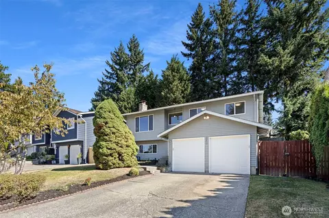 17714 160th Ave SE, Renton, WA 98058