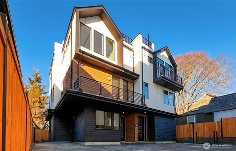 840 NW 50th St, Seattle, WA 98107