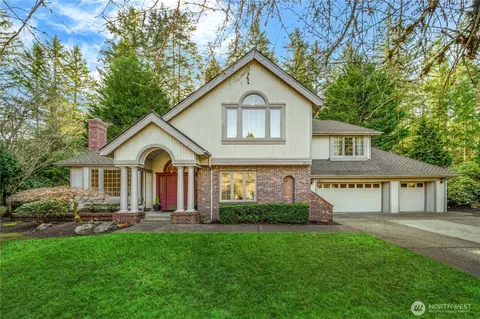 3611 262nd Ave SE, Sammamish, WA 98075