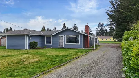 8717 Dresden Ln SW, Lakewood, WA 98498