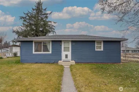 212 E 6th Ave, Warden, WA 98857