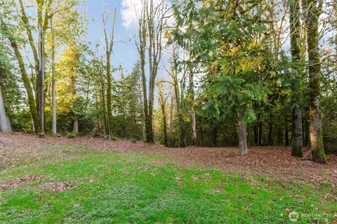 360 E Rasor Rd, Belfair, WA 98528 photo 2