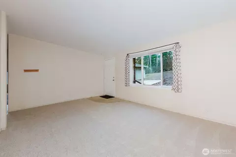 360 E Rasor Rd, Belfair, WA 98528 photo 4