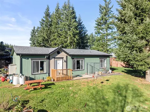 131 Silverthistle Rd, Winlock, WA 98596