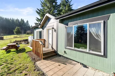 131 Silverthistle Rd, Winlock, WA 98596 photo 2