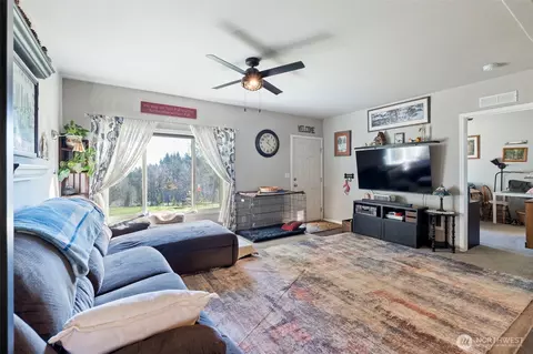 131 Silverthistle Rd, Winlock, WA 98596 photo 4