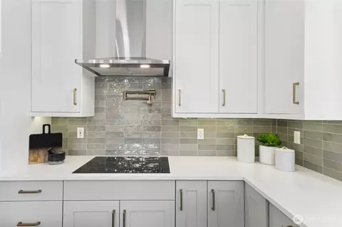 Kitchen - 18913 99th Pl NE #C, Bothell, WA 98011 photo 3 of 4