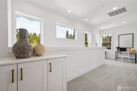 Entry Way - 18913 99th Pl NE #C, Bothell, WA 98011 photo 2 of 3