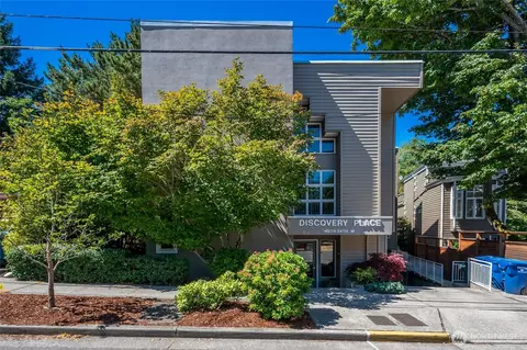 4309 34th Ave W #101, Seattle, WA 98199