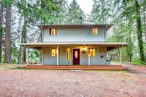 17812 Clear Lake Blvd SE, Yelm, WA 98597