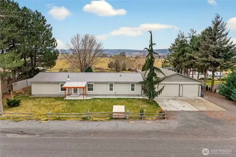 2207 W Parks Ln, Othello, WA 99344