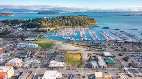 911 919 Commercial Ave, Anacortes, WA 98221