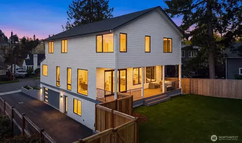 6214 40th Ave NE, Seattle, WA 98115