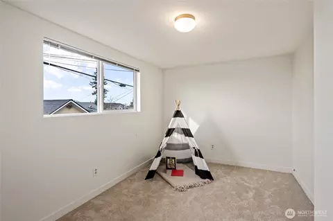 Bedroom - 2112 Rucker Ave #6, Everett, WA 98201 photo 2 of 2