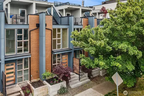 4308 26th Ave SW #F, Seattle, WA 98106