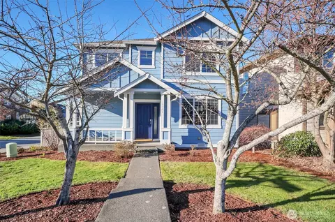 16761 Woodside Dr SE, Renton, WA 98058