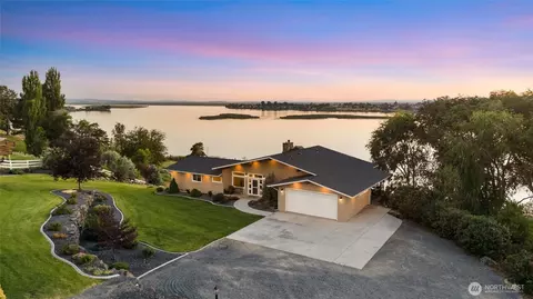 576 NEasy St, Moses Lake, WA 98837
