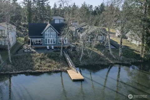 792 Falls Of Clyde Loop SE, Ocean Shores, WA 98569