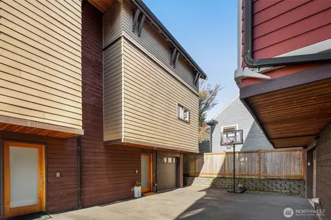 1408 Alonzo Ave NW #A, Seattle, WA 98117