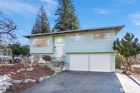 6304 165th Pl SW, Lynnwood, WA 98037