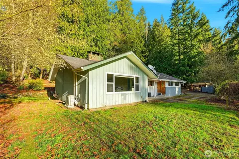8550 Copper Ln, Sedro Woolley, WA 98284