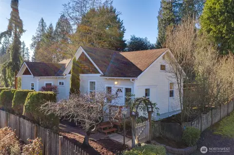402 W Galena St, Granite Falls, WA 98252