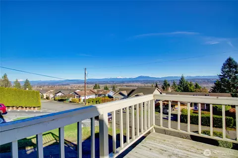 7208 Yew St, Everett, WA 98203