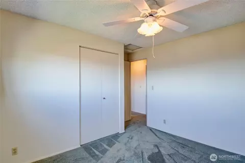 Bedroom - 7208 Yew St, Everett, WA 98203 photo 3 of 3