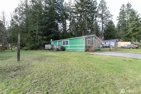 4695 Park Acres Dr #13, Oak Harbor, WA 98277