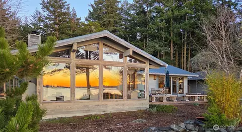317 Eagles Roost Ln, Lopez Island, WA 98261