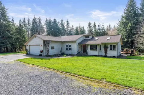 123 Cherry Ln, Chehalis, WA 98532