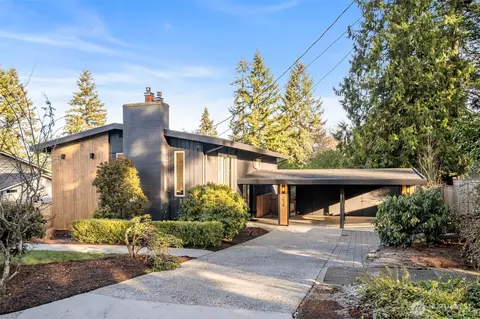 1424 150th Ave SE, Bellevue, WA 98007