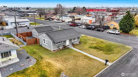 1255 E Larch St, Othello, WA 99344 photo 3