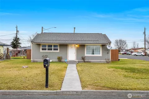 1255 E Larch St, Othello, WA 99344