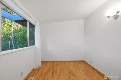 Bedroom - 9004 NE 178th St, Bothell, WA 98011 photo 5 of 5