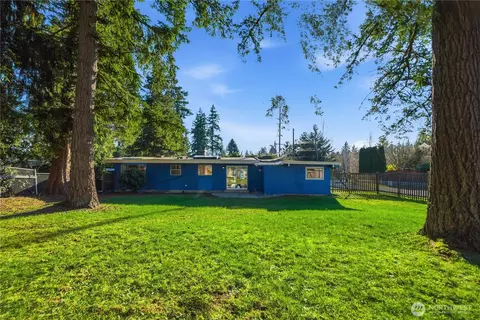 Exterior - 9004 NE 178th St, Bothell, WA 98011 photo 4 of 8