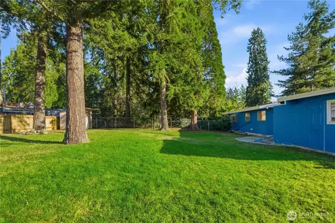 Exterior - 9004 NE 178th St, Bothell, WA 98011 photo 3 of 8