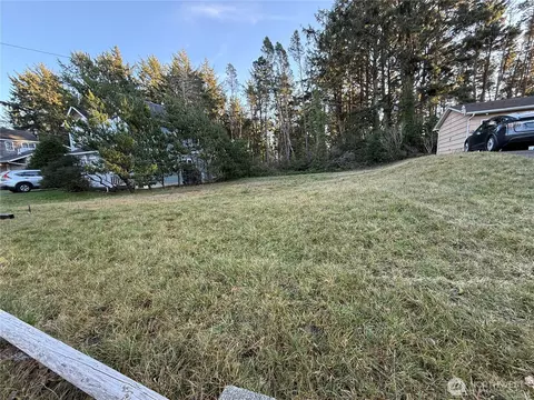 1314 232nd Ln, Ocean Park, WA 98640