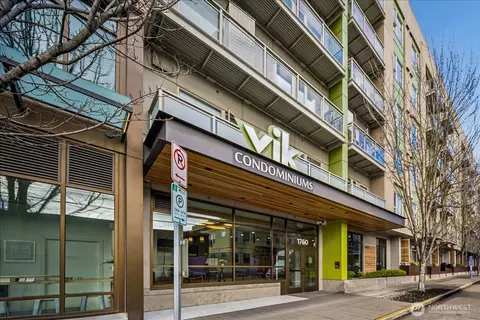 1760 NW 56th St #310, Seattle, WA 98107