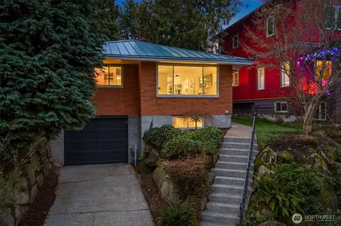 119 N 84th St, Seattle, WA 98103