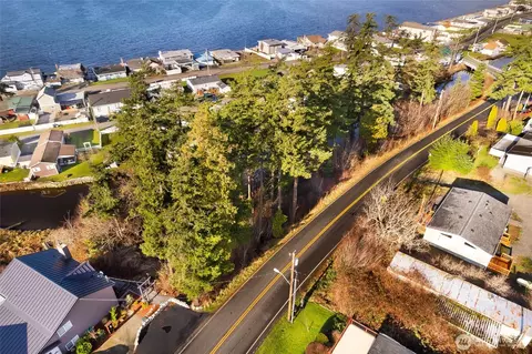 7417 Jackson Rd, Blaine, WA 98230