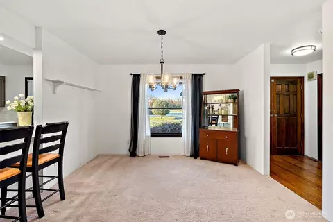 Dining - 1655 Wheaton St, Raymond, WA 98577 photo 1 of 1