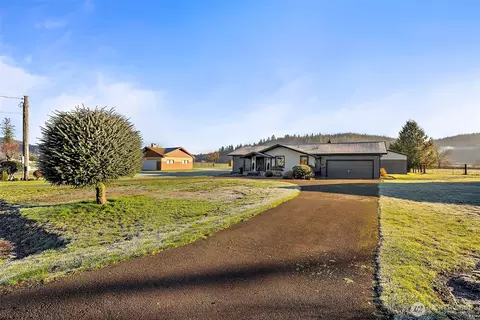 Exterior - 1655 Wheaton St, Raymond, WA 98577 photo 10 of 10