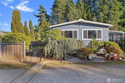5220 176 St SW #76, Lynnwood, WA 98037