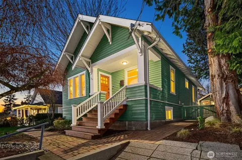 334 NW 51st St, Seattle, WA 98107