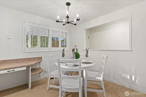Dining - 10629 26th Dr SE, Everett, WA 98208 photo 1 of 2